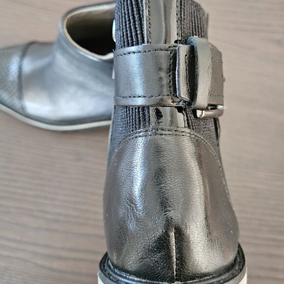 Donald J. Pliner Tinsley Black Boot 7M - Picture 7 of 11